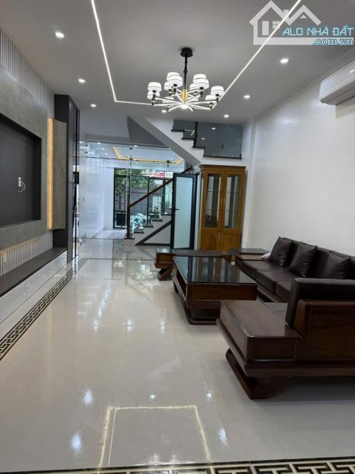 Bán nhà 4 tầng ô tô vào nhà phố Khúc Thừa Dụ - 5
