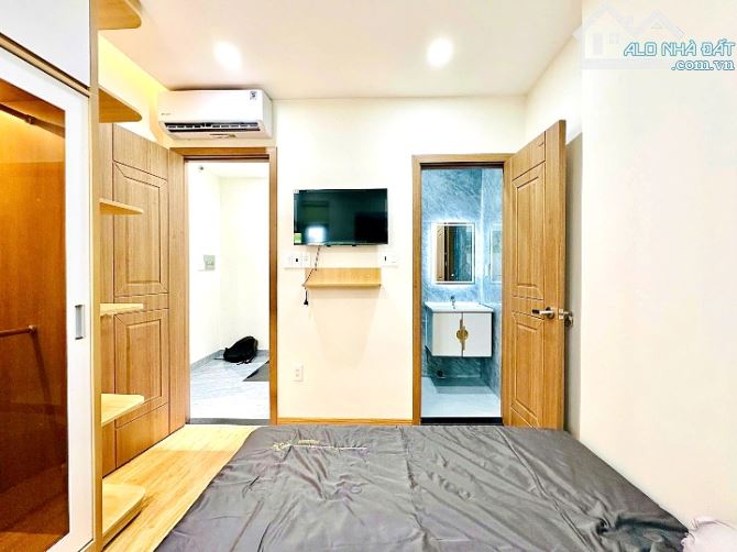 Nhà đẹp 3 phòng ngủ 2 mặt hẻm Cách Mạng Tháng 8, Tân Bình – Giá chỉ 5.38 tỷ - 5