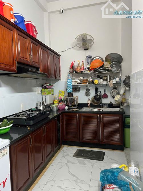 Bán nhà Q2, Nguyễn Thị Định, 4x13, nở hậu 5,8m, có PN trệt, 5.xx tỷ - 5