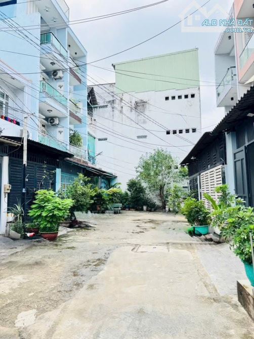 NHÀ HẺM XE TẢI 8M PHẠM VĂN CHIÊU - 3 TẦNG 4 PN - 60m2 6.38 TỶ - 5