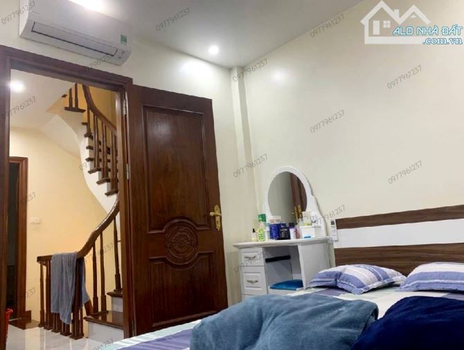 BÁN NHÀ NGUYỄN KHANG 38m2 × 5T. NGÕ Ô TÔ TRÁNH - 50m RA Ô TÔ TRÁNH ĐỖ NGÀY ĐÊM - 5