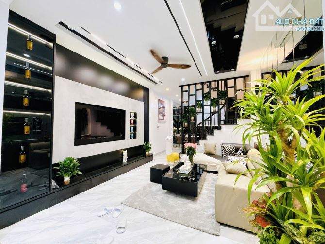 Nhà đẹp tặng nội thất - Ô TÔ - Phố Phương Mai 45m 4 tầng 10.8 tỷ - 5