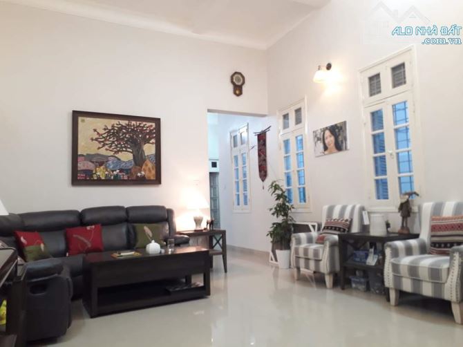 BIỆT THỰ kiểu Pháp Nguyễn Văn Cừ 131m² X4T GIÁ 20 TỶ - 5