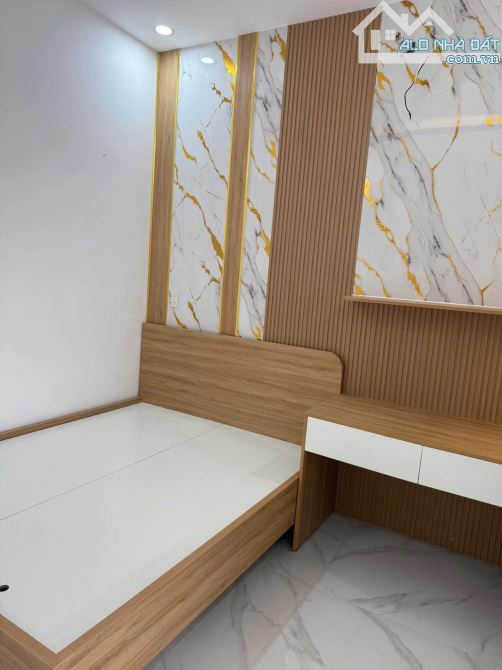 Bán căn nhà 2 mặt tiền Lê Duẩn Phía Đường Ray, Phường Phú Xuân, Huế - 5