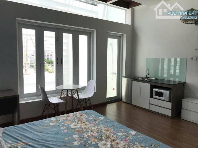 B.Á.N TRẦN BÌNH TRỌNG SÁT BÌNH THẠNH - 86M2 - NHỈNH 8 T.Ỷ - NGANG HƠN 4M. - 5