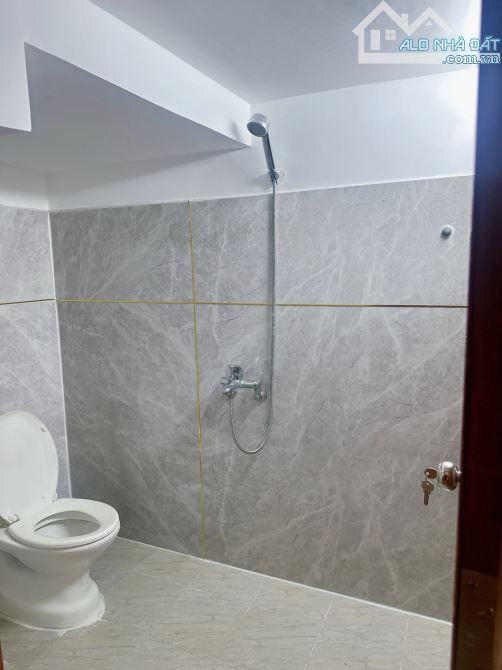 SỤP HẦM CĂN NHÀ 2 TẦNG NGUYỄN QUÝ ĐỨC, GẦN TRƯỜNG QUỐC TẾ LIÊN CẤP VIỆT NHẬT CHỈ NHỈNH 5TY - 5