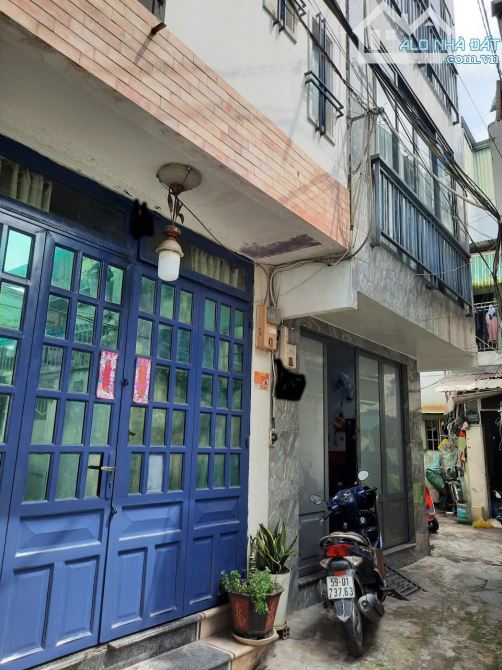 - CHỈ NHỈNH 3 TỶ, 3 TẦNG KIÊN CỐ - TT QUẬN 10 - NHÀ HẺM ĐƯỜNG TÔ HIẾN THÀNH - - 5