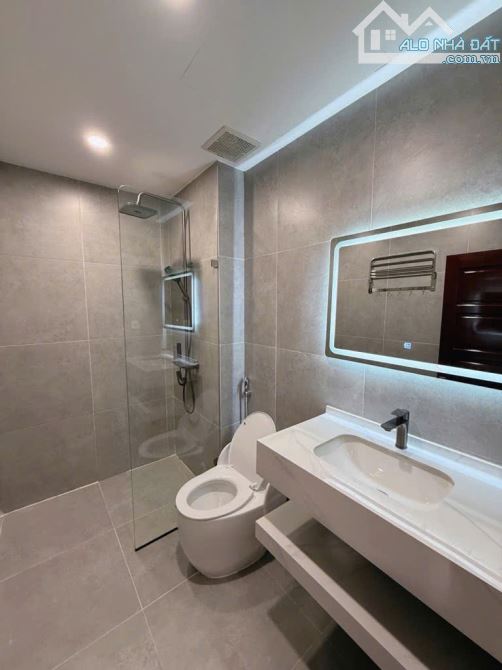 NHÀ NGỌC THỤY 7 TẦNG THANG MÁY - 44M2 - NGÕ Ô TÔ TRÁNH NHAU - NHỈNH 14 TỶ - 5