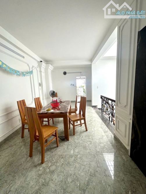 Hẻm Xe Tải, Gần MT Phan Văn Trị, 82m², 5x 17m, có hầm  5 tầng - 17, 3 Tỷ - 5