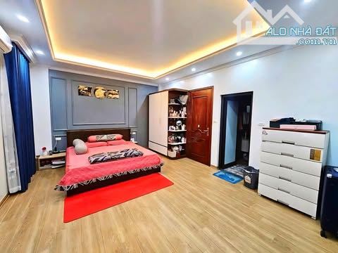 BÁN NHÀ GẦN CẦU VĨNH TUY, 5 TẦNG, GIÁ 7.9 TỶ - THƯƠNG LƯỢNG MẠNH - 5