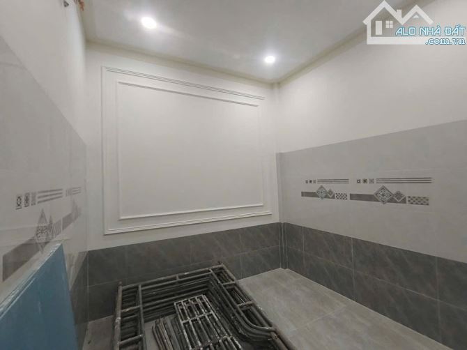 Nhà mới đẹp phường Long Châu trục chính dân cư đông - 5