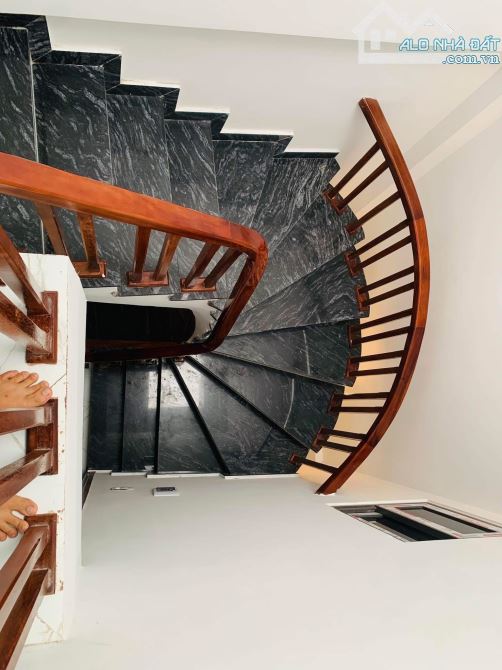 Bán nhà 40m 4 tầng Ngã ba Lạc Thị, Ngọc Hồi Chỉ 5 tỷ - 5