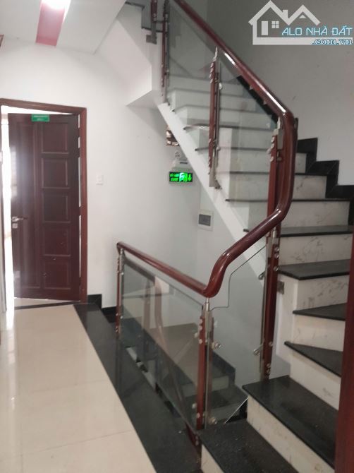 HẠ GIÁ SÂU – CẦN BÁN GẤP NHÀ MẶT TIỀN TAM ĐẢO,, Q10 DT 65m2 5 lầu giá chỉ 19.5 tỷ TL MẠNH - 6