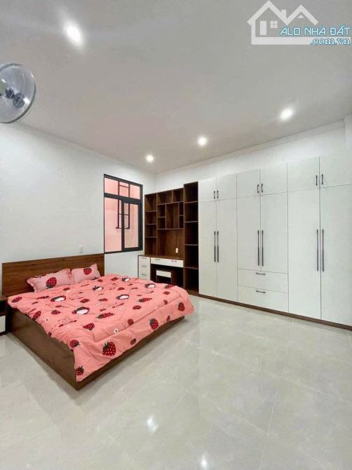Nhà mới hẻm 66 Ywang , gần đại học Tây Nguyên - 3.250 - 6