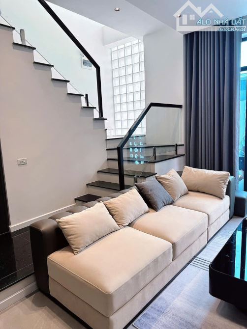 BÁN NHÀ 1 TRỆT 1 LẦU MT ĐINH ĐỨC THIỆN CẦN ĐƯỚC LONG AN– 100M2 – GIÁ CHỈ 2 TỶ – SHR - 6