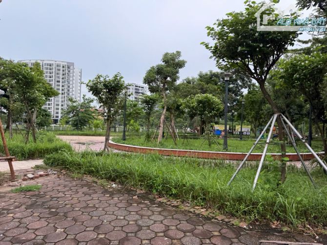 CẦN BÁN BIỆTTHỰ LIỀN KỀ THỰ SÀI ĐỒNG LONG BIÊN HÀ NỘI. - 6
