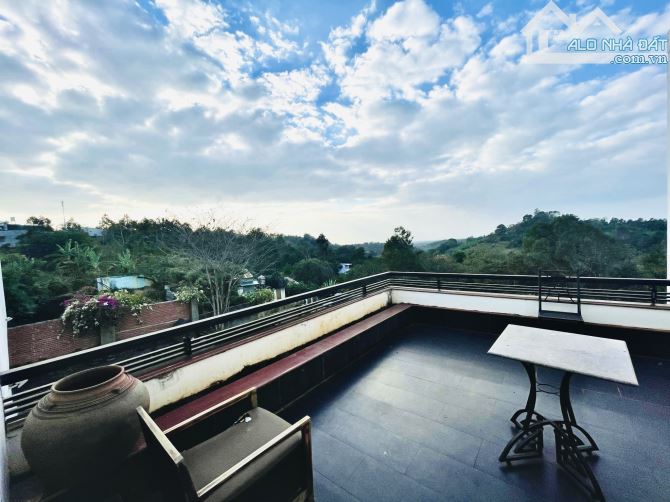 Biệt thự đẹp 1.600m2 đối diện khu đô thị Ân Phú chỉ 9,2 tỷ - 6