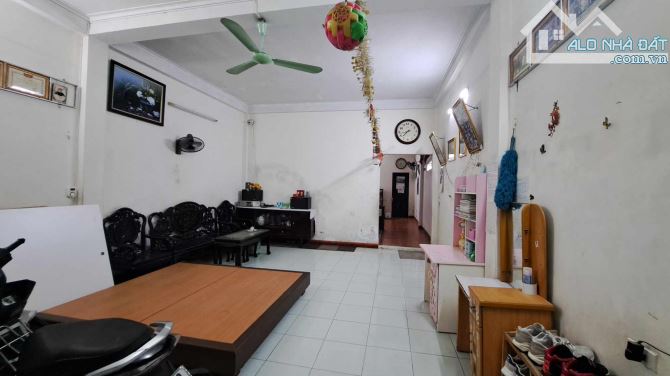 Bán nhà Phúc Lợi, dt 100m2, chỉ 10 tỷ xíu, oto 7 chỗ vào nhà, vị trí hiếm - 6
