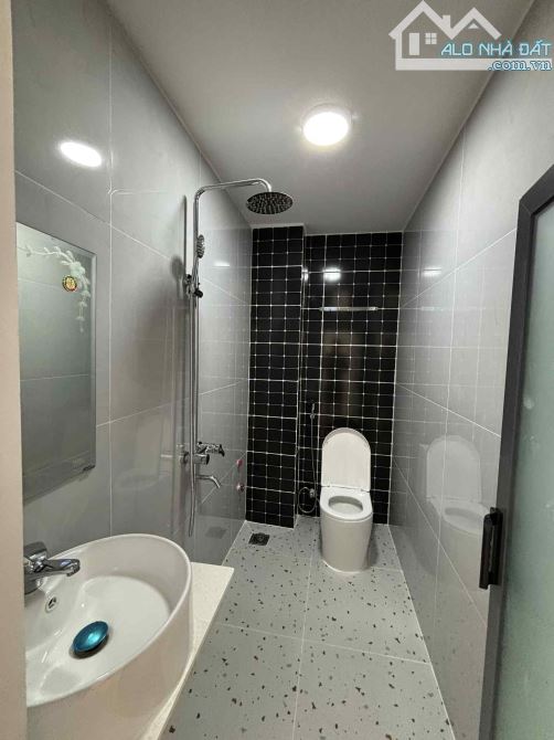 Khu VIP 38ha Hẻm xe hơi 38M nhà mới chìa khóa trao tay chỉ 5 tỷ - 6