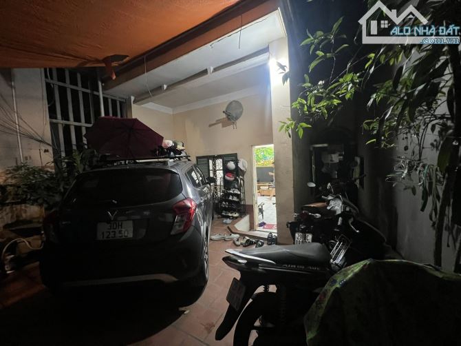 NGUYỄN KHANG – 95M² – MT 5.2M – 3 TẦNG – Ô TÔ VÀO NHÀ – 23 TỶ - 6