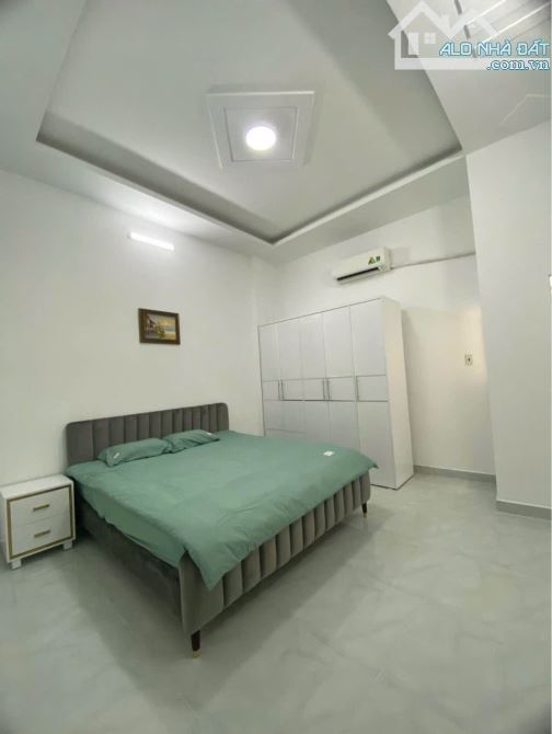 Duy Nhất Căn Nhà Đẹp 2 Tầng, Gần Chợ Phạm Văn Hai, Tân Bình - SHR - 3 Tỷ 150/63m2 - 6