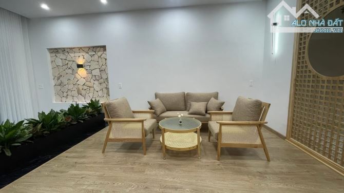 🏡 NHÀ MỚI 3 TẦNG HIỆN ĐẠI – FULL NỘI THẤT CAO CẤP – TRUNG TÂM HẢI CHÂU  📍 Vị trí: gần Lê - 6