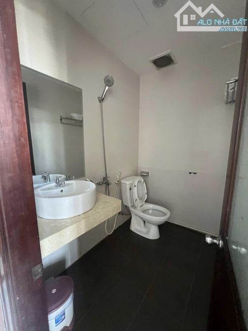 ⚡ Bán căn hộ 4 tầng + hầm, đường Nguyễn Đình Tựu, P. An Khê, Q. Thanh Khê, dt: 100m2 - 6