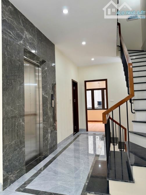 HÀ ĐÔNG GIÁP THANH XUÂN - 60M2 - THANG MÁY - MT 4.5M - VP KINH DOANH - NHỈNH 16 TỶ - 6