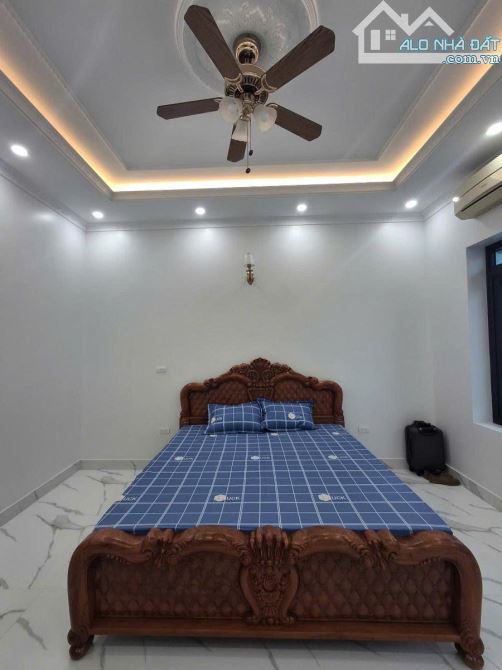 BÁN NHÀ PHỐ CHU HUY MÂN – QUẬN LONG BIÊN – 103M² – 12.3 TỶ - 6