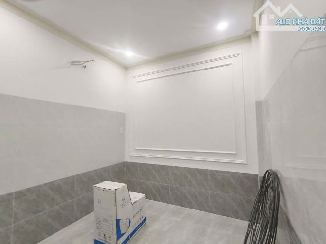 Nhà mới đẹp phường Long Châu trục chính dân cư đông - 6
