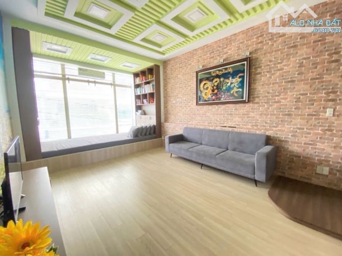 Nhà Mặt Tiền Trần Thánh Tông P.15, Q.Tân Bình-Ngang 4m dài 14m,  Giá chỉ 9,5 t - 6