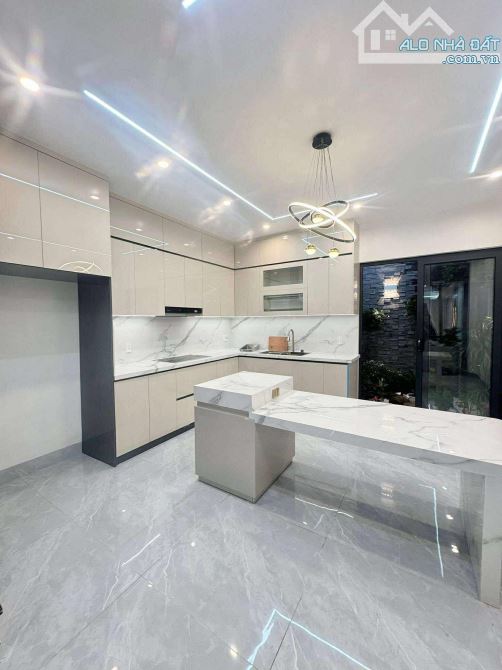 CẦN BÁN NHÀ 4 TẦNG DÂN XÂY MẶT ĐƯỜNG NGUYỄN THỰC - KHU ĐT HÒA VƯỢNG - NAM ĐỊNH : - 6