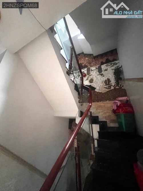 - VỊ TRÍ CỰC ĐẸP - HẺM NHỰA 8M THÔNG XE TẢI TRÁNH NHAU - NGAY HƯƠNG LỘ 2 - GIÁP TÂN PHÚ - - 6