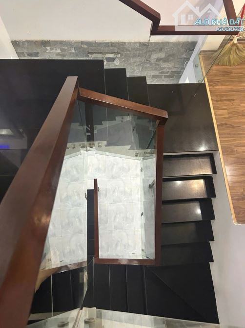 BÁN NHANH NHÀ 3 TẦNG ĐẸP Ở NGAY–MẶT PHỐ VŨ TRỌNG PHỤNG, HẢI CHÂU –KỀ NGAY TOÀ THÁ 70 TẦNG - 7