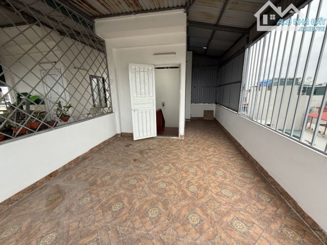 👉 NHÀ 5 TẦNG LÔ GÓC – Ô TÔ ĐỖ SÁT NHÀ – TRUNG TÂM PHƯỜNG THẠCH BÀN – HIẾM 🚨 - 7