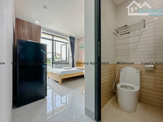 CĂN HỘ MỚI TOANH STUDIO FULL NỘI THẤT BAN CÔNG QUẬN 10 - 7