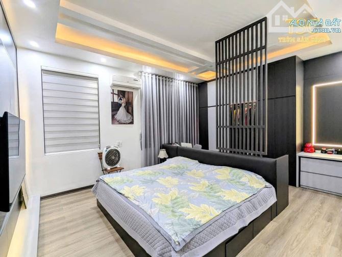 🏠6,5 tỷ bán nhà 3 tầng Mặt Ngõ Cát Dài ,lê chân  Gốc  Dân xây kiên cố Diện tích: 83m² - 7