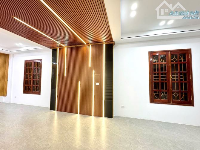 🔥 TÒA NHÀ 7 TẦNG HIỆN ĐẠI – GARA Ô TÔ – THANG MÁY – GẦN NGOẠI GIAO ĐOÀN – HƠN 22 TỶ - 7
