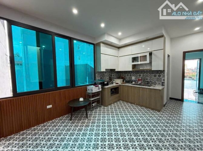 SIÊU PHẨM THANH XUÂN 68M2 x 7 TẦNG THANG MÁY - NGÕ TO Ô TÔ TRÁNH – GARA RỘNG - MỚI TINH - 7