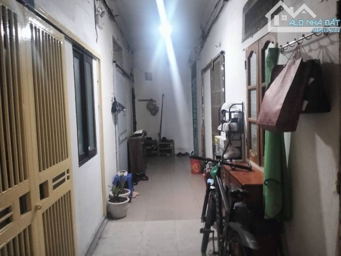 BÁN GẤP TẬP THỂ THỌ LÃO - HAI BÀ TRƯNG - 50 M2-2 NGỦ - 2,4 TỶ - 7