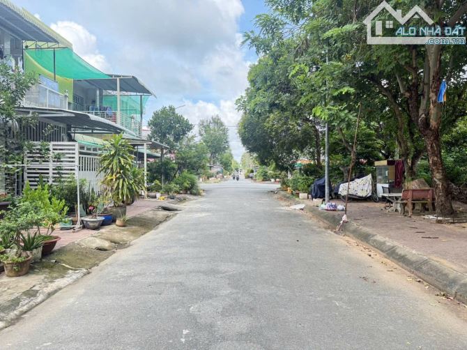 BÁ.N CĂN NHÀ TRỆT LỬNG LẦU (DTSD 170M2) GI.Á RẺ HIẾM CÓ - GẦN CHỢ KDC 586 -PHÚ THỨ -CR, CT - 7