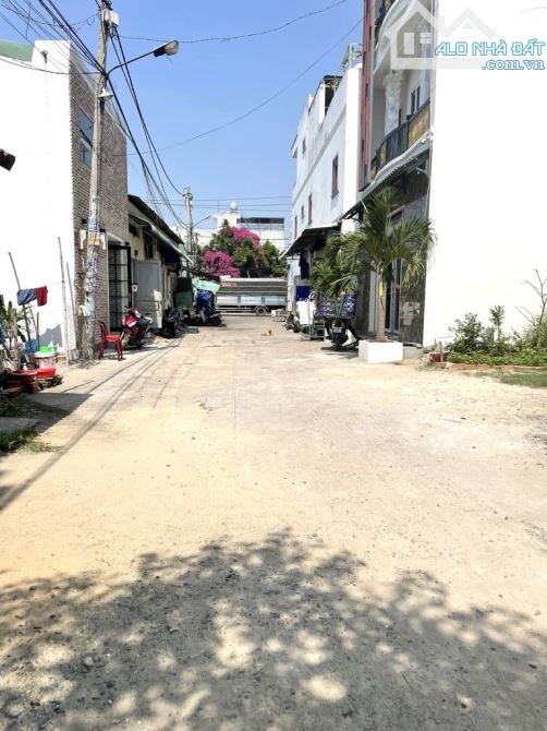 Nhà 2 Tầng đường TZ21 phường TX Q12 DT 51m2(5x10.3) hẻm 8m 💲 4,35 tỷ - 7