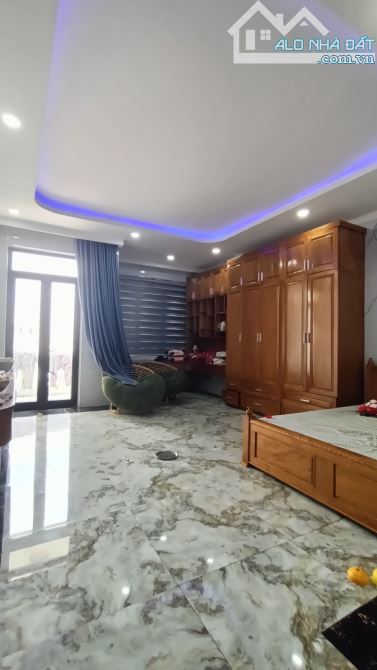 Giá 9.5 tỷ - 150m2(5x30) Nhà 6 tầng đường D6 khu Việt Sing Thuận Giao Thuận An Bình Dương - 7