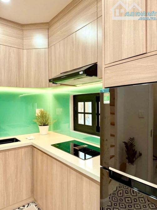 Nhà đẹp 3 tầng Lê Văn Sỹ Quận 3 – full nội thất cao cấp – giá chỉ 4.xx TL - 7