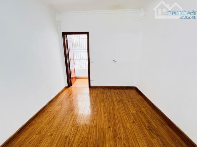SIÊU PHẨM PHÂN LÔ LÊ TRỌNG TẤN - 5M RA PHỐ - NGÕ Ô TÔ KINH DOANH - HAI THOÁNG TRƯỚC SAU - 7