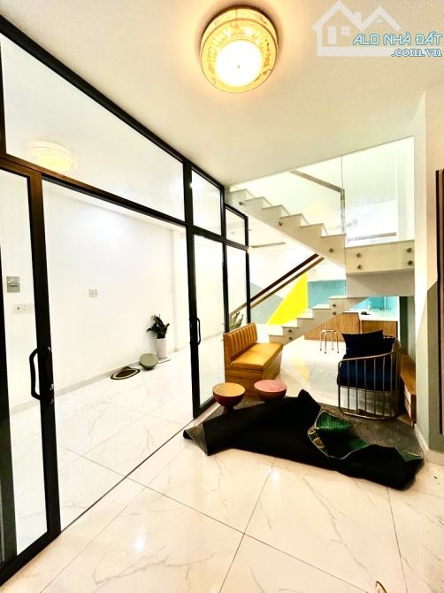 Nhà 2 Tầng DT:48m2 ngang 4,8m Huỳnh tấn phát P. Tân thuận Đông chỉ nhĩnh 5 đồng - 7