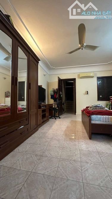 VĨNH PHÚC - BA ĐÌNH - 66,4M - 25,3 TỶ - PHÂN LÔ - Ô TÔ CHẠY VÒNG QUANH - ĐẤT VƯỢNG KHÍ - 7