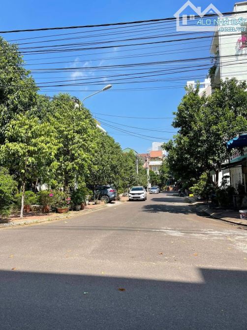 Bán đất mặt tiền đường Lâm Văn Thạnh - 7