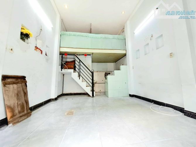 Gíap tân phú - hẻm 8m kế trường THPT BHH & TRƯỜNG TIỂU HỌC 24M2 - 4 tầng sổ vuông - 7