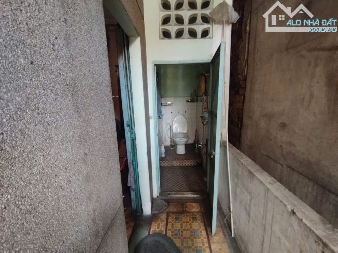 cho thuê nguyên căn nhà mặt tiền đường Cách Mạng Tháng Tám - 7
